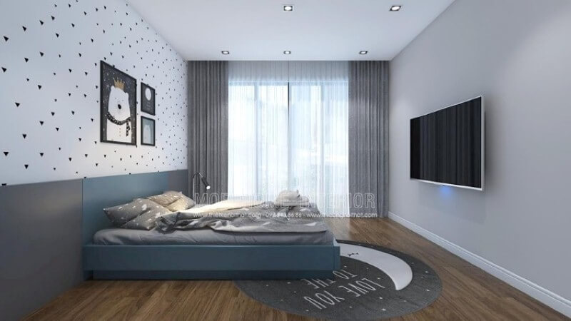 Ý tưởng bố trí phòng bé đơn giản với cửa lớn cùng rèm 2 lớp giúp phòng bé luôn tràn trề sinh khí nhưng vẫn giảm thiểu tối đa sức nóng ngày hè oi ả.